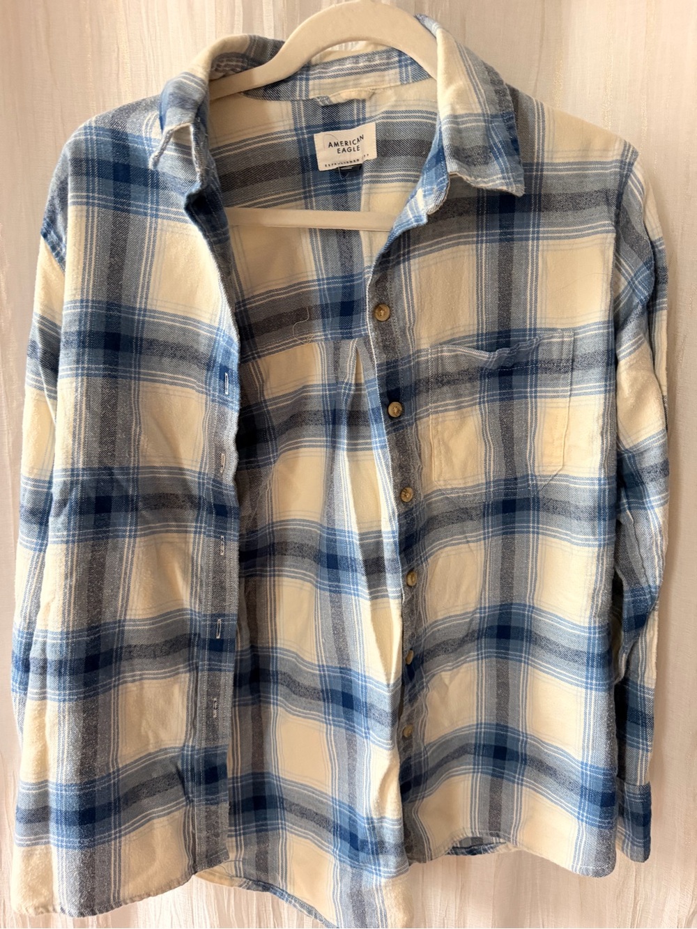 American Eagle Outfitters Blue and Cream Plaid Button-Down Shirt